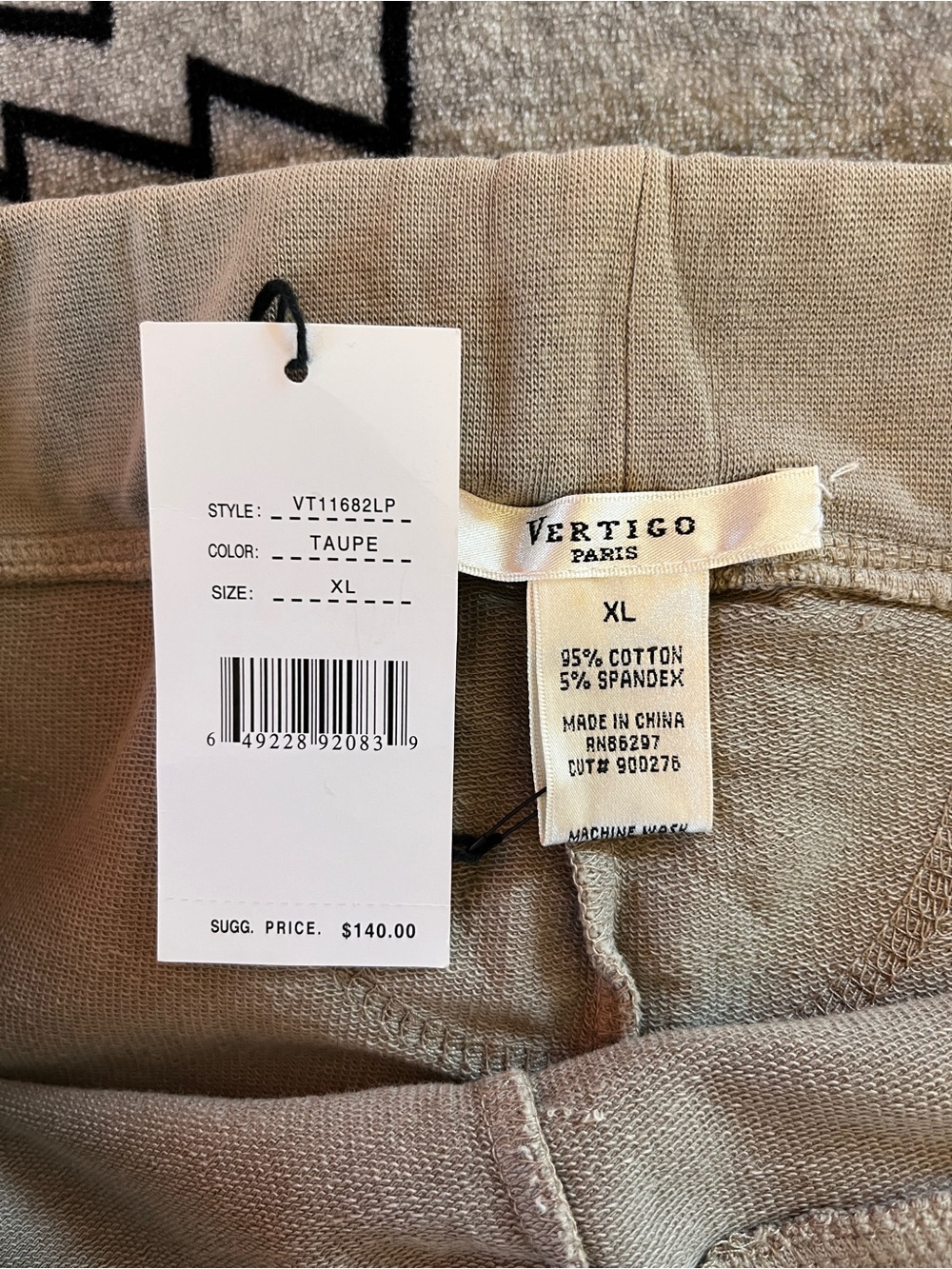 NWT Vertigo Paris Women's Taupe Flare Leggings XL